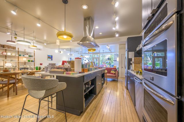 705 Warren Street, Hudson, NY 12534