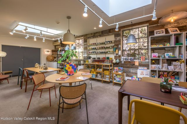 705 Warren Street, Hudson, NY 12534