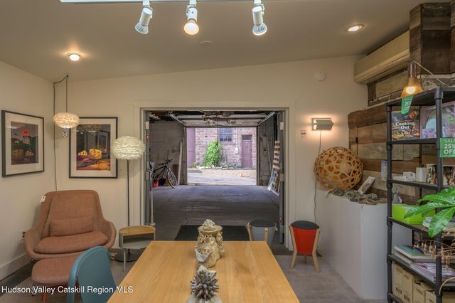 705 Warren Street, Hudson, NY 12534