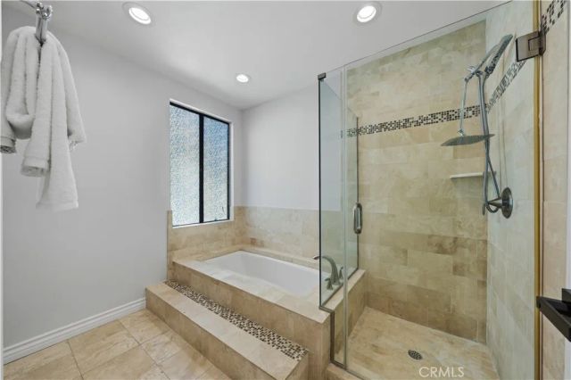 29033 Hollow Oak Court, Agoura Hills, CA 91301