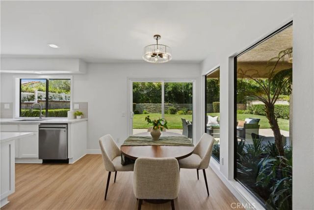 29033 Hollow Oak Court, Agoura Hills, CA 91301