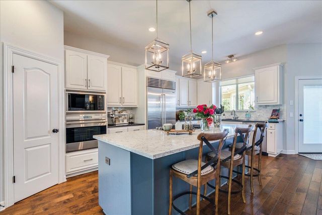 10613 River Plantation DR, Austin, TX 78747