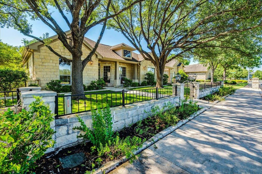 10613 River Plantation DR, Austin, TX 78747