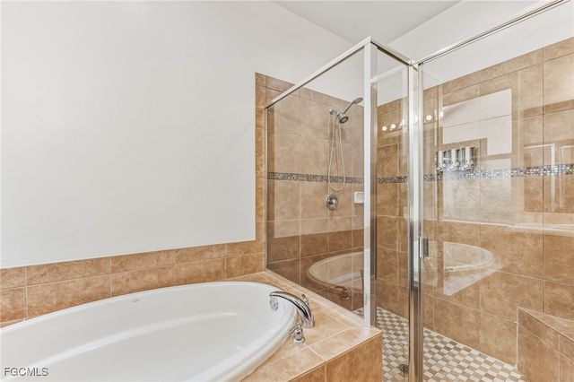 2664 Brightside CT S, Cape Coral, FL 33991