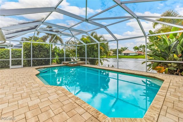 2664 Brightside CT S, Cape Coral, FL 33991