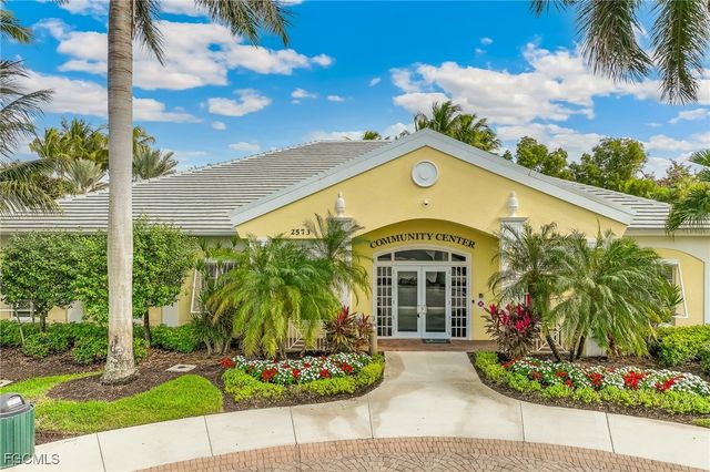 2664 Brightside CT S, Cape Coral, FL 33991