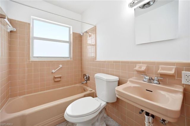 4956 Viceroy ST 2, Cape Coral, FL 33904