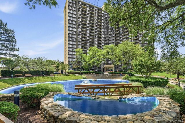 2 Bay Club Drive 6F, Bayside, NY 11360