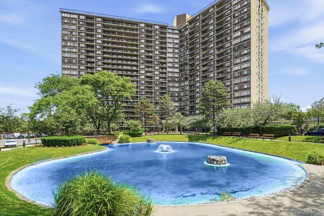 2 Bay Club Drive 6F, Bayside, NY 11360