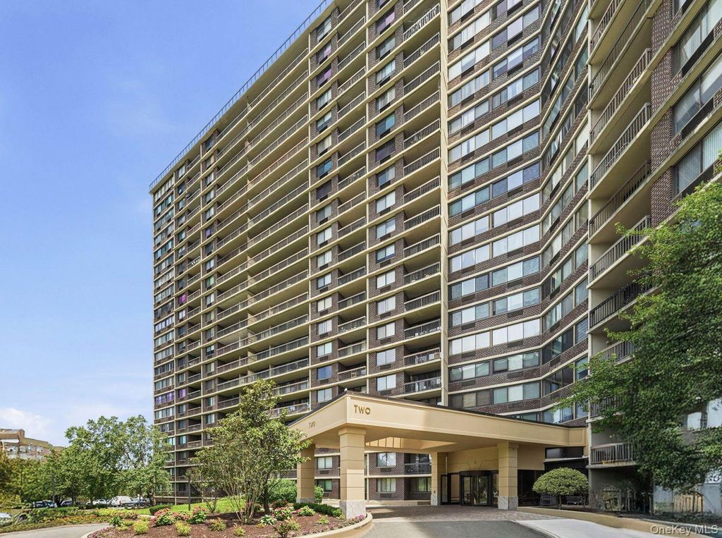 2 Bay Club Drive 6F, Bayside, NY 11360