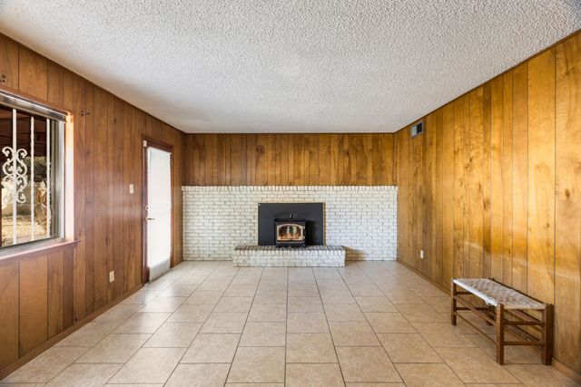 10021 Natalie Court NE, Albuquerque, NM 87111