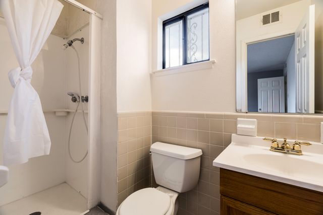 10021 Natalie Court NE, Albuquerque, NM 87111