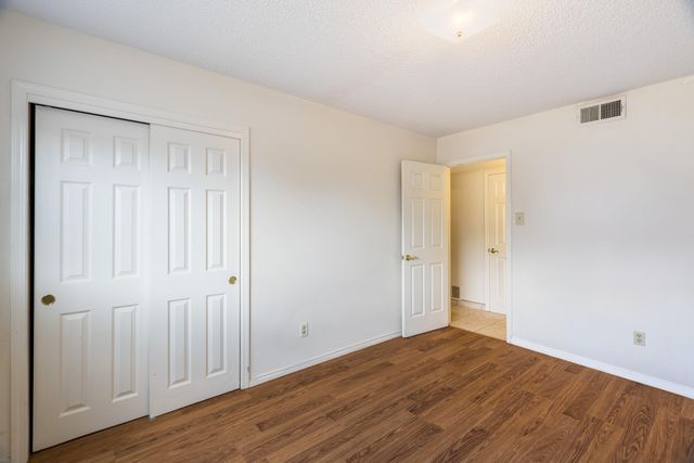 10021 Natalie Court NE, Albuquerque, NM 87111