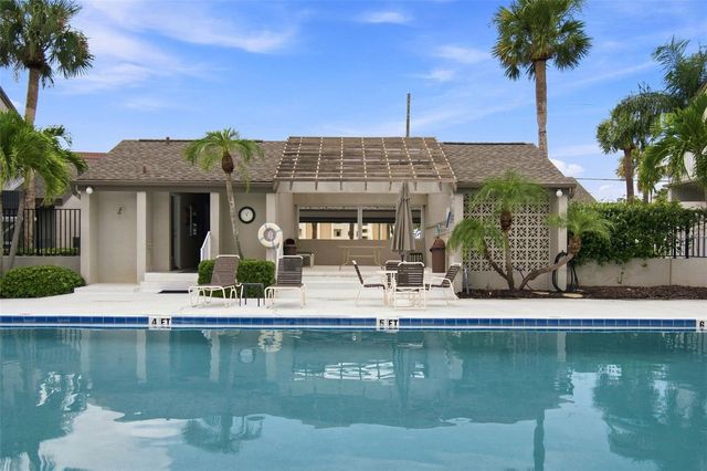 4701 DUHME ROAD 1D, Madeira Beach, FL 33708