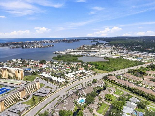 4701 DUHME ROAD 1D, Madeira Beach, FL 33708
