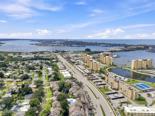 4701 DUHME ROAD 1D, Madeira Beach, FL 33708