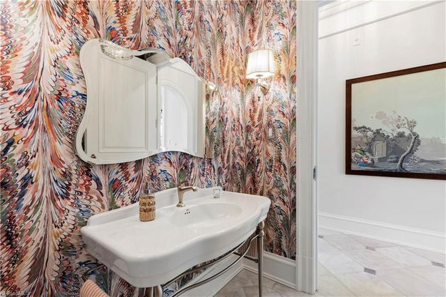 301 Wentworth Drive, Greensboro, NC 27408