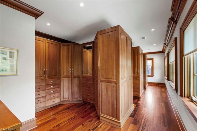 301 Wentworth Drive, Greensboro, NC 27408