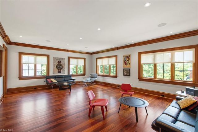 301 Wentworth Drive, Greensboro, NC 27408