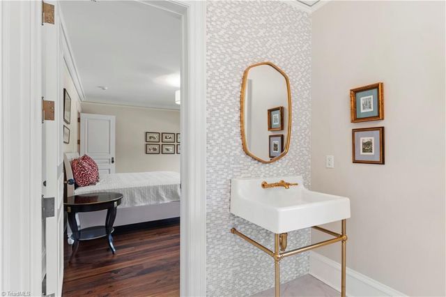 301 Wentworth Drive, Greensboro, NC 27408