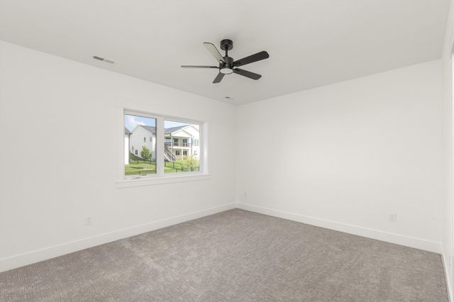 18051 Tanglewood Drive, Clive, IA 50325