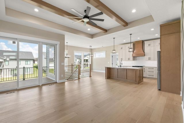 18051 Tanglewood Drive, Clive, IA 50325