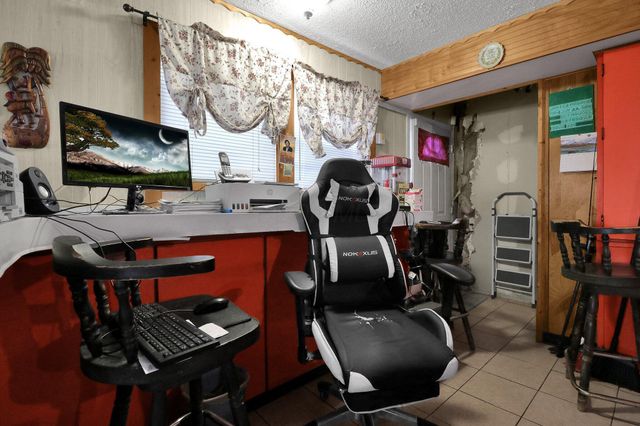 6512 Harriott Road, Powell, OH 43065