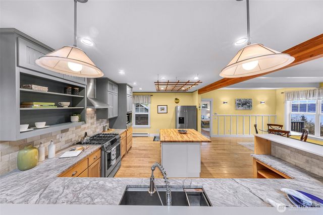 3445 SE Camano Drive, Camano Island, WA 98282