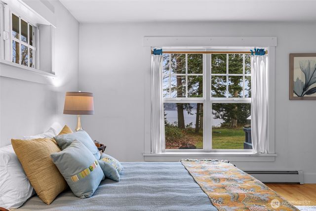 3445 SE Camano Drive, Camano Island, WA 98282