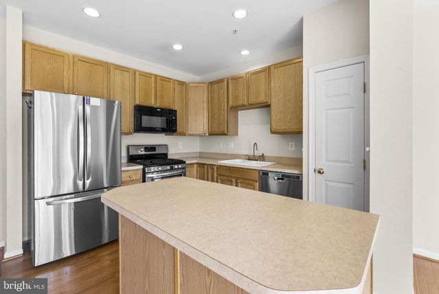 6647 MCGRATH PL, Frederick, MD 21703