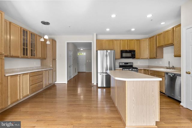 6647 MCGRATH PL, Frederick, MD 21703
