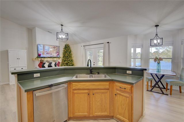 4144 PELEE STREET, Orlando, FL 32817