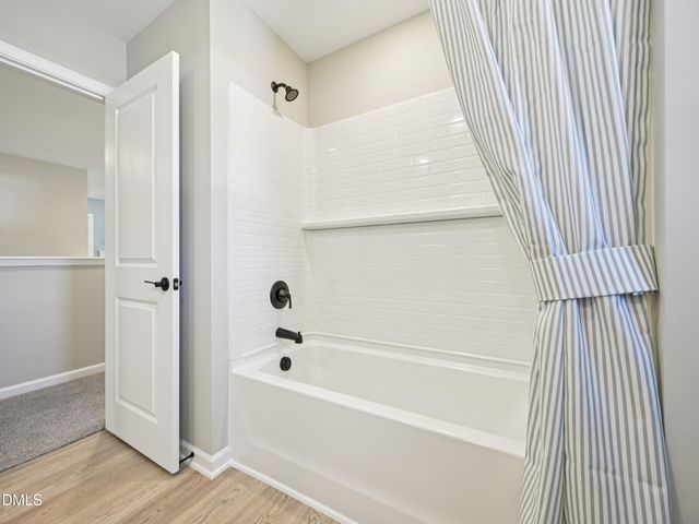 302 Barrow Meadows Drive, Zebulon, NC 27597