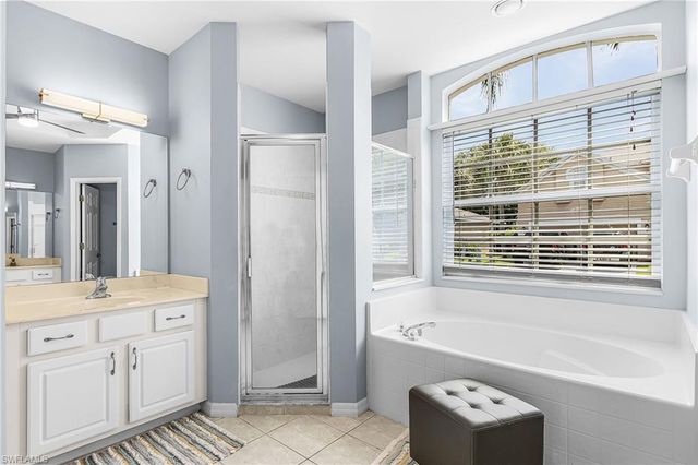 12786 Meadow Hawk DR, Fort Myers, FL 33912
