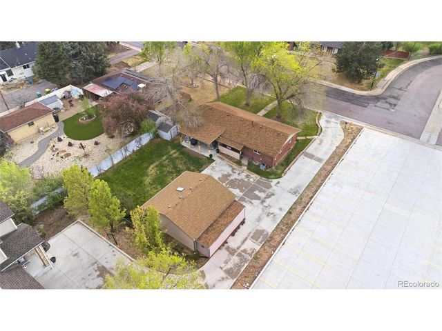 6130 S Pennsylvania St, Centennial, CO 80121