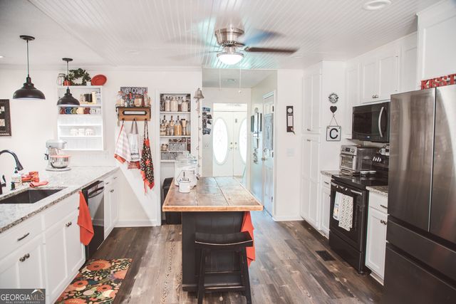 921 Crystal Drive, Thomaston, GA 30286