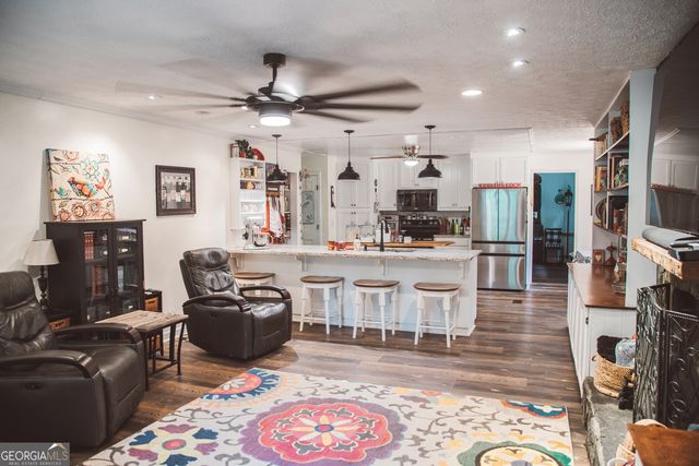 921 Crystal Drive, Thomaston, GA 30286
