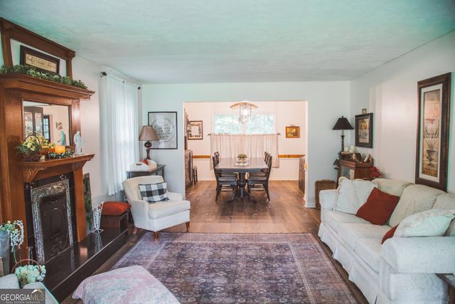 921 Crystal Drive, Thomaston, GA 30286