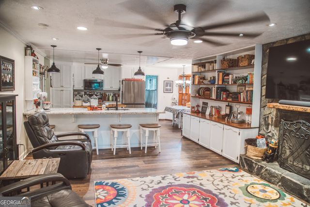 921 Crystal Drive, Thomaston, GA 30286