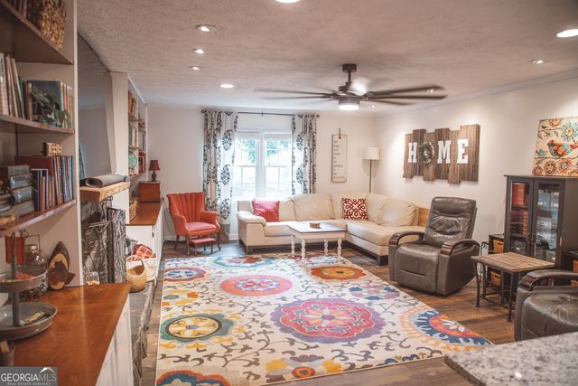 921 Crystal Drive, Thomaston, GA 30286