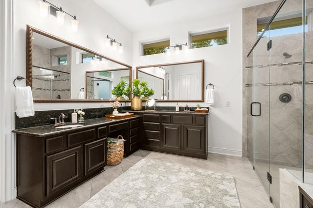 915 Holly Chapple Drive, Conroe, TX 77384