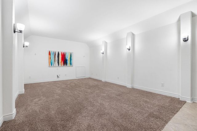 915 Holly Chapple Drive, Conroe, TX 77384