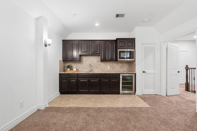 915 Holly Chapple Drive, Conroe, TX 77384