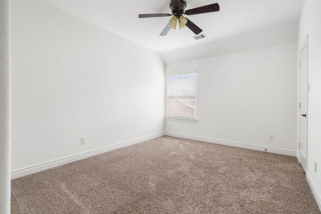 915 Holly Chapple Drive, Conroe, TX 77384