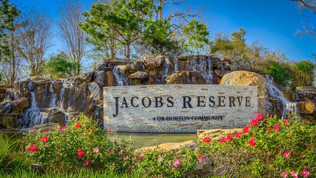 915 Holly Chapple Drive, Conroe, TX 77384