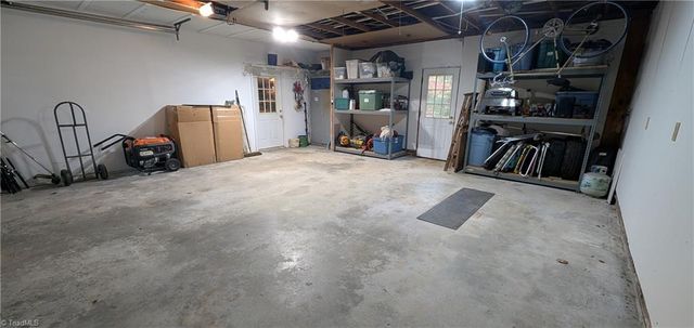 222 Shallowbrook Drive, Advance, NC 27006