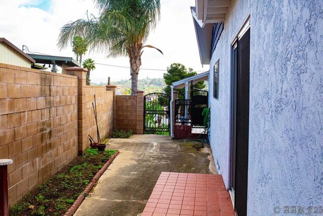 3458 Central, Spring Valley, CA 91977