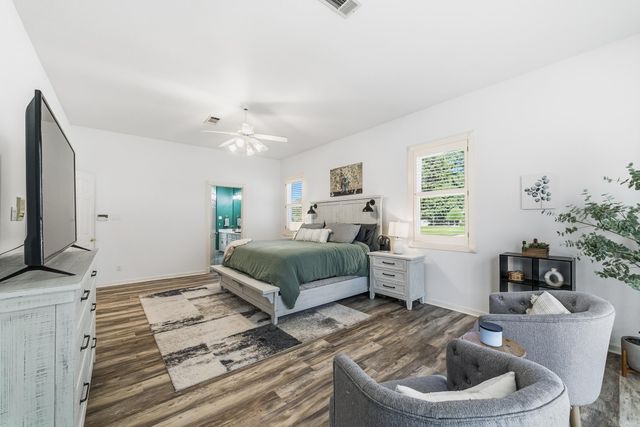 24 Woodland Drive, Jacksonville, AR 72076