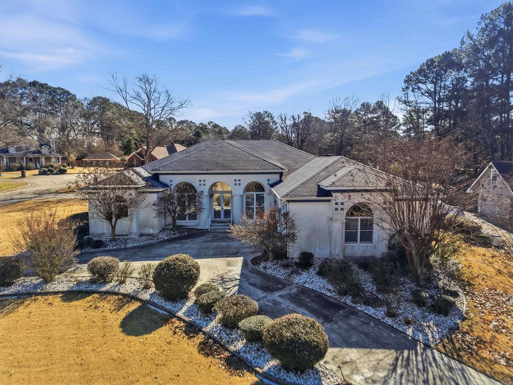 24 Woodland Drive, Jacksonville, AR 72076