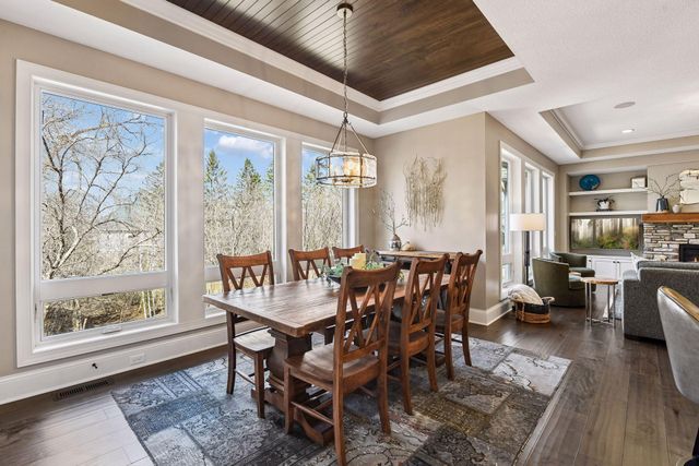 9264 Hawkcrest Court, Chanhassen, MN 55317